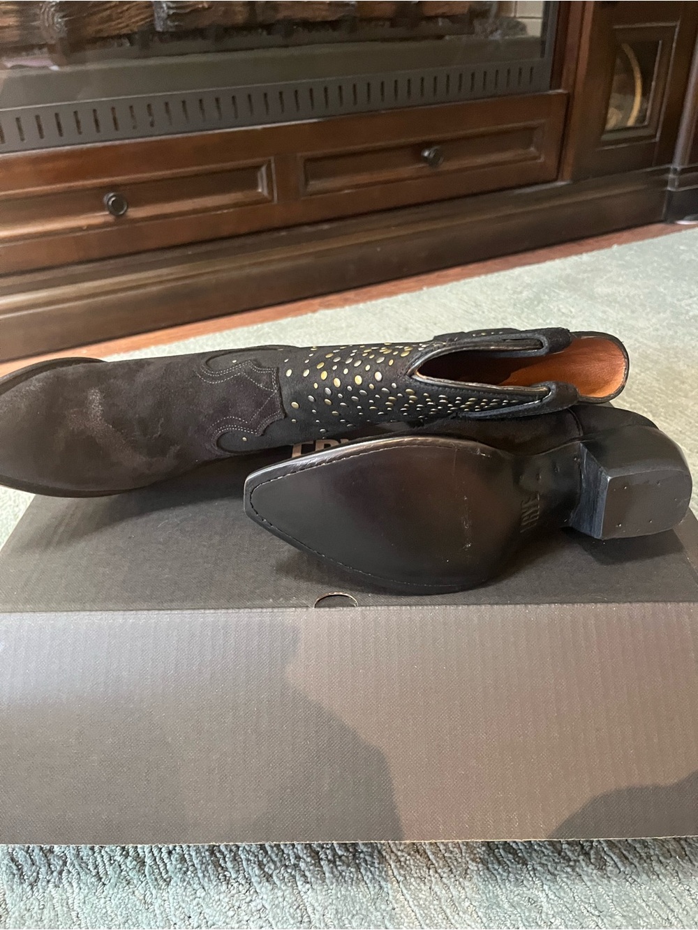Frye Black Suede Studded Western Boot NWT - Picture 5 of 9